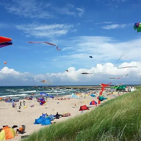 Apartment In Dziwnow Near Sandy Beach, Cleaning Included 아파트 *